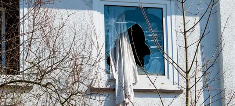 Storm Window Installation Contractors in Maple Ridge, British Columbia